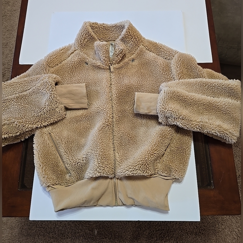 ALO YOGA Womens Foxy Sherpa Teddy Jacket Size S Beige/Camel